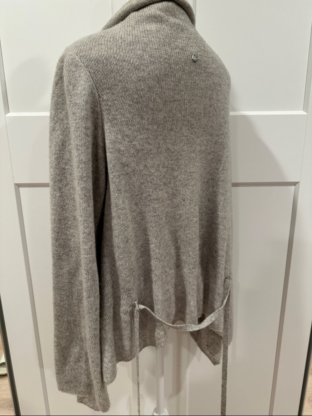 Escada cashmere sweater